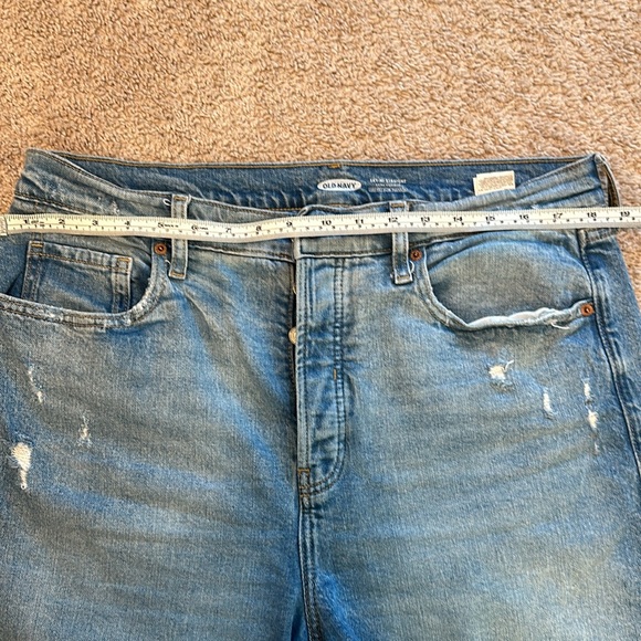 Old Navy Sky Hi Straight Jeans - Picture 5 of 5